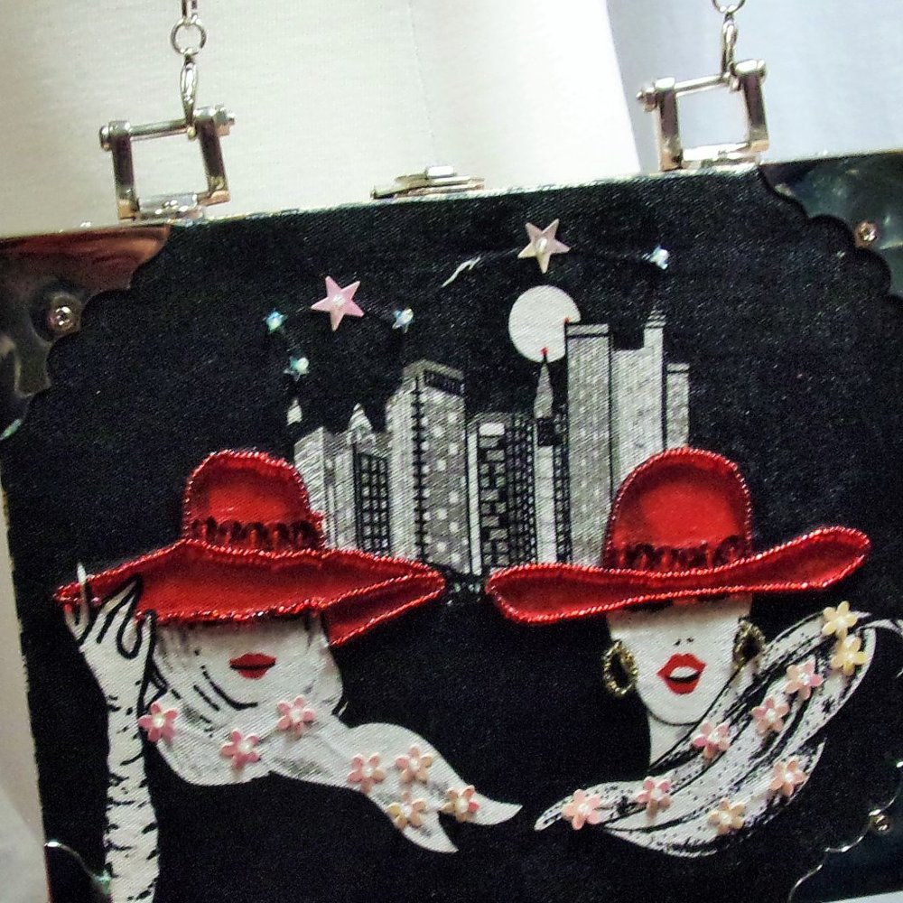 Las Vegas Ladies Red & Black Red Bling Beading Cigar Box Handbag NWOT